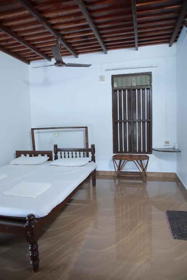 Malayalam Lake Resort Alappuzha Exterior photo