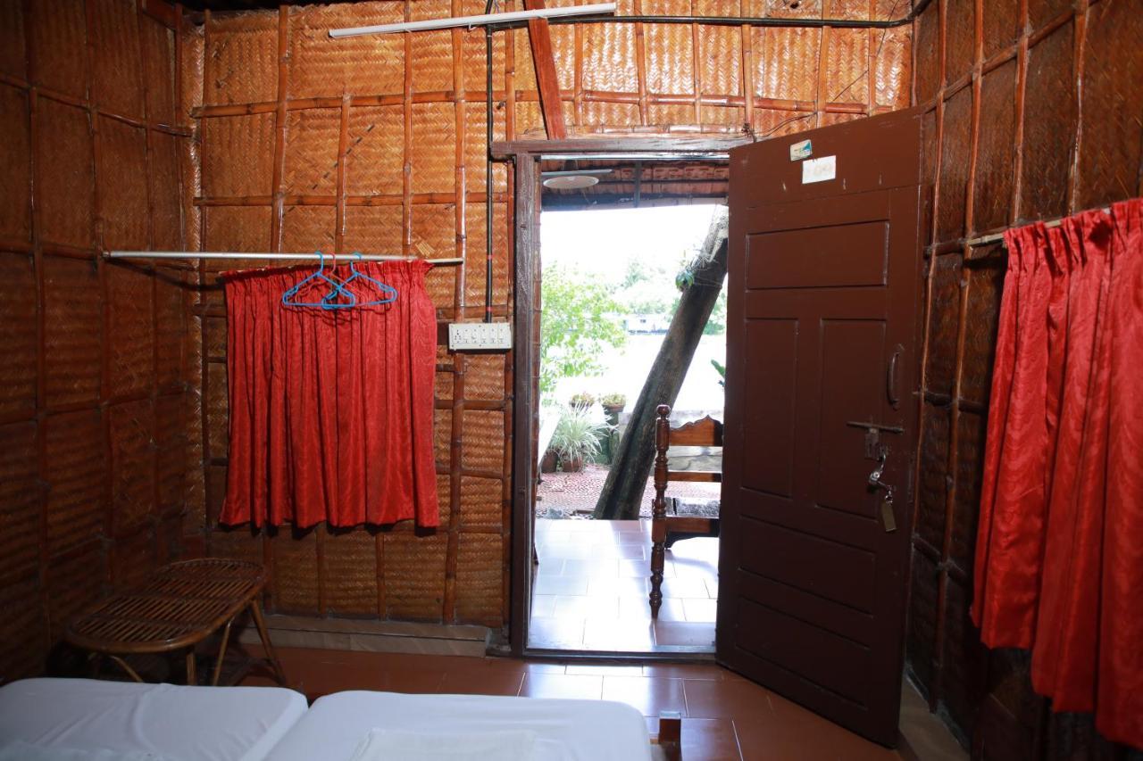 Malayalam Lake Resort Alappuzha Exterior photo