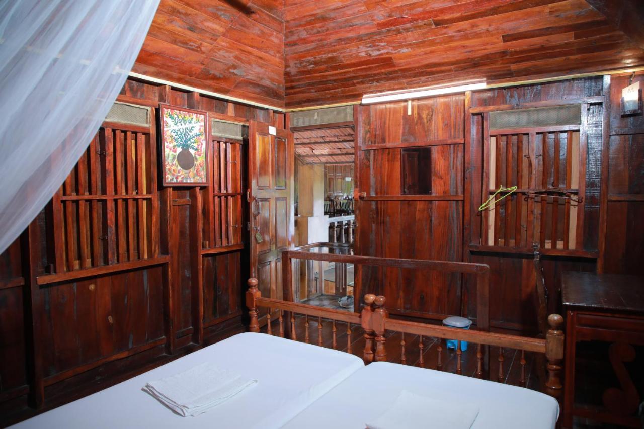 Malayalam Lake Resort Alappuzha Exterior photo