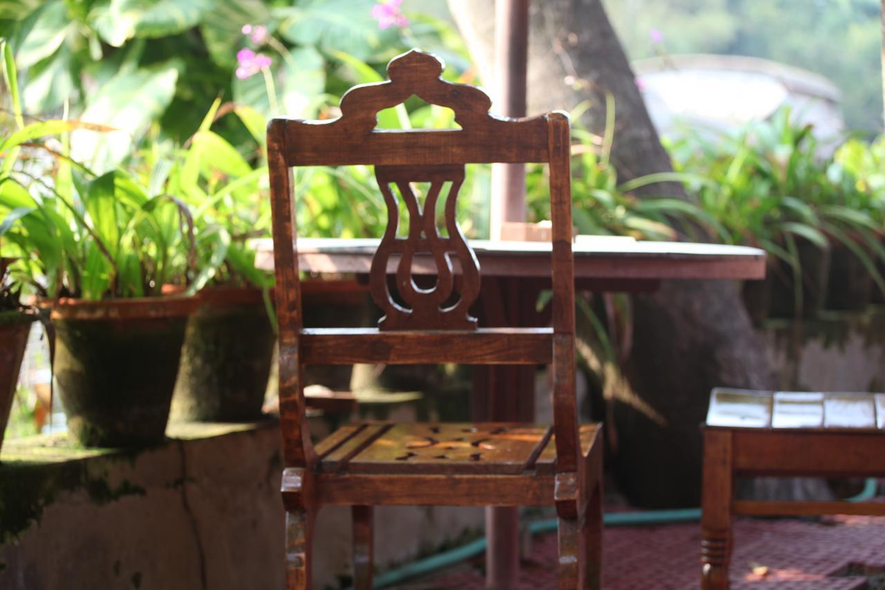 Malayalam Lake Resort Alappuzha Exterior photo